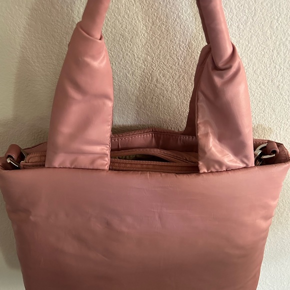 CARAA NYLON FREE PEOPLE TOTE BAG - Picture 6 of 7